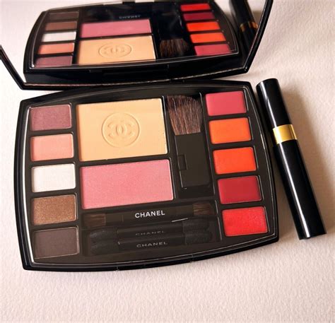 chanel travel makeup palette 2018 review|Chanel travel makeup palette destination.